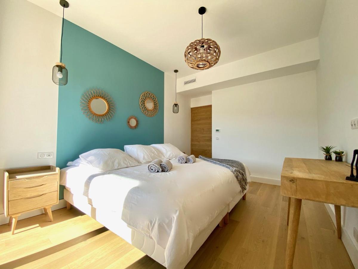 Villas De Standing Avec Magnifique Vue Mer Et Piscines Privees, Sagone Sagone  Exterior foto