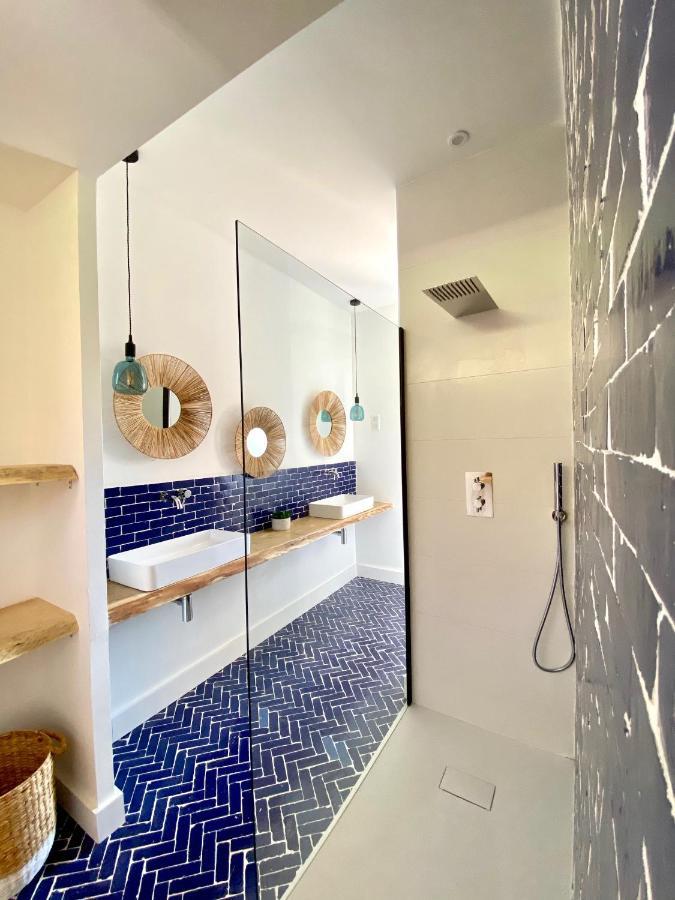 Villas De Standing Avec Magnifique Vue Mer Et Piscines Privees, Sagone Sagone  Exterior foto